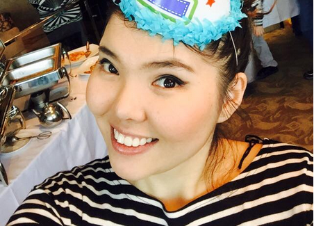 Дуучин Нарагийн “ханхүү” 1 ойн баяраа гайхалтай тэмдэглэлээ